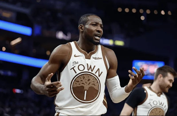 开云官网-勇士127-145猛龙2喜2忧！2弃将齐爆，库里抡不动，格林纯战犯！|吉米·巴特勒|库明加|德雷蒙德·格林|斯蒂芬·库里|多伦多猛龙队_新浪体育_新浪新闻