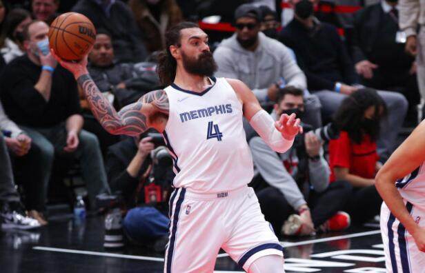 开云APP-无愧金牌配角！灰熊崛起背后需谢蓝领亚当斯