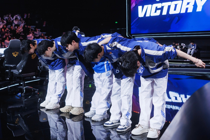 开云-eStarPro春季赛遗憾止步卡位赛，Fly定心丸作用显著|王者荣耀|电竞赛事讨论|队伍|曙光|四连胜_新浪新闻